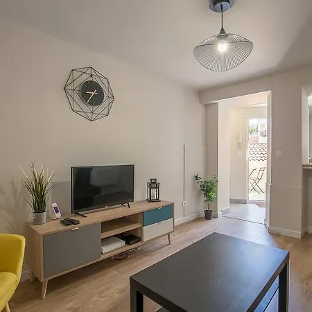 Endoume, T2 Au Calme, Terrasse, 13007 Apartment